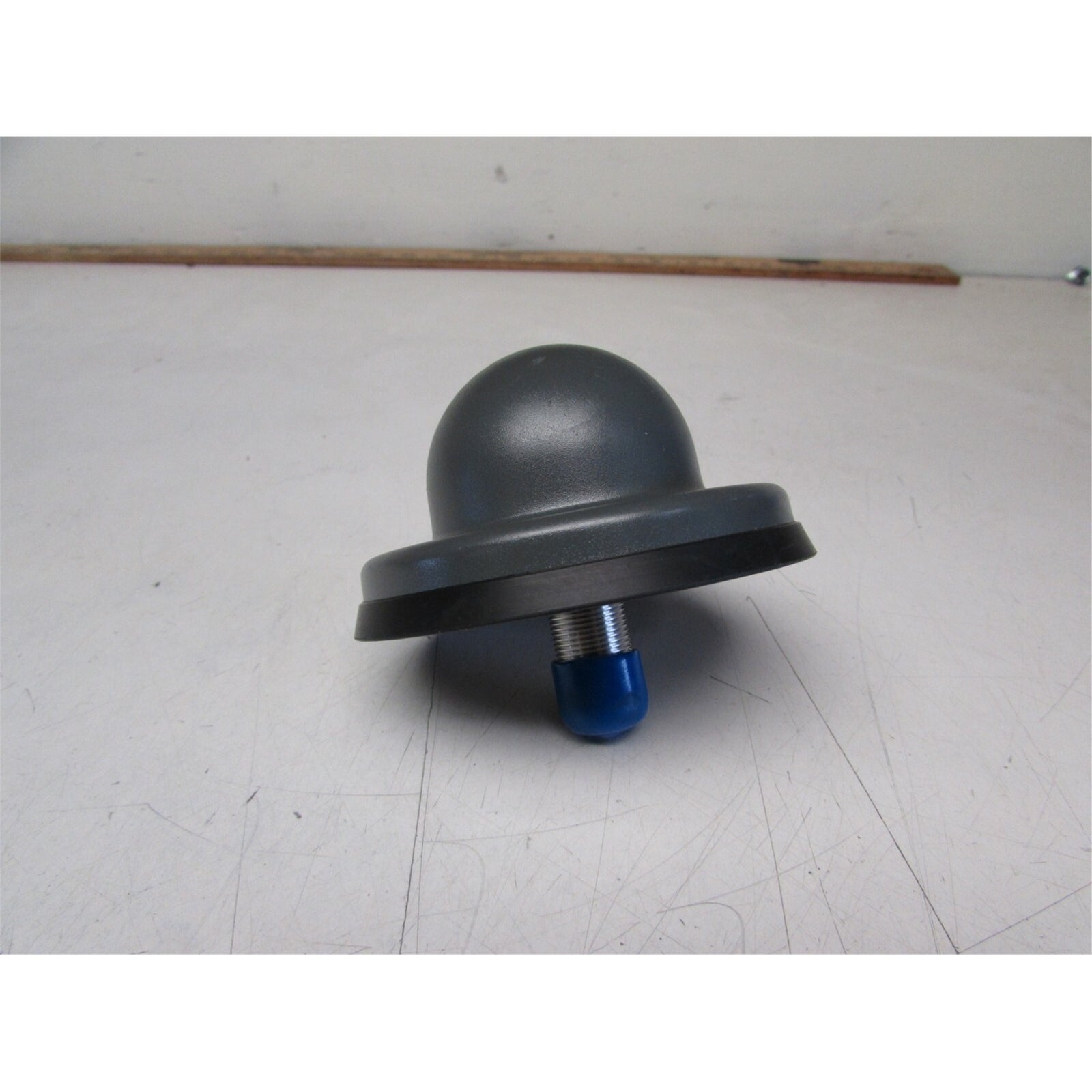 MTI MT-952018/NV 2.3-6.1 GHz 8 dBi VEHICULAR ANTENNA, Black