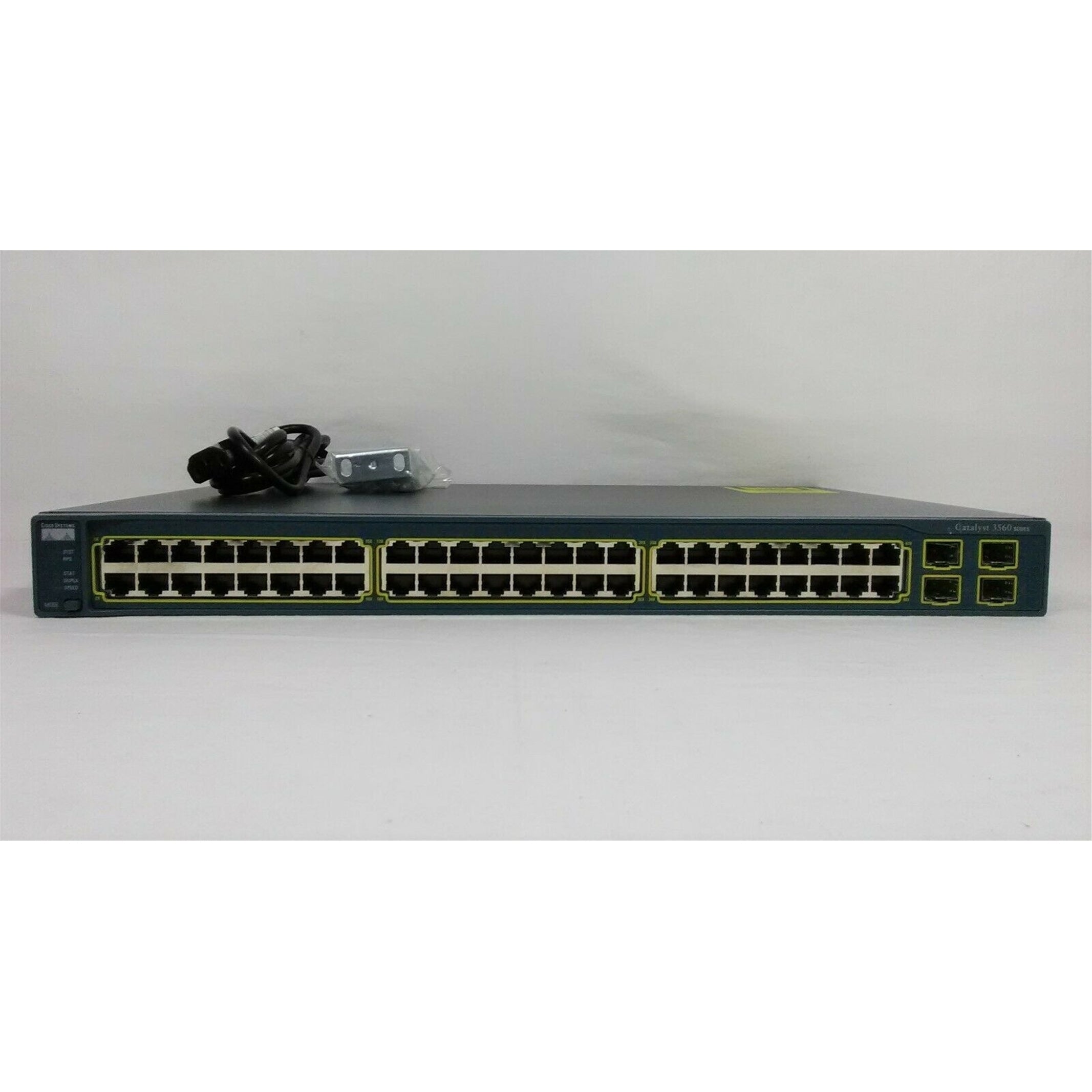 CISCO WS-C3560-48TS-S Catalyst 3560 48 10/100 + 4 SFP IPB (Scratch and Dent)