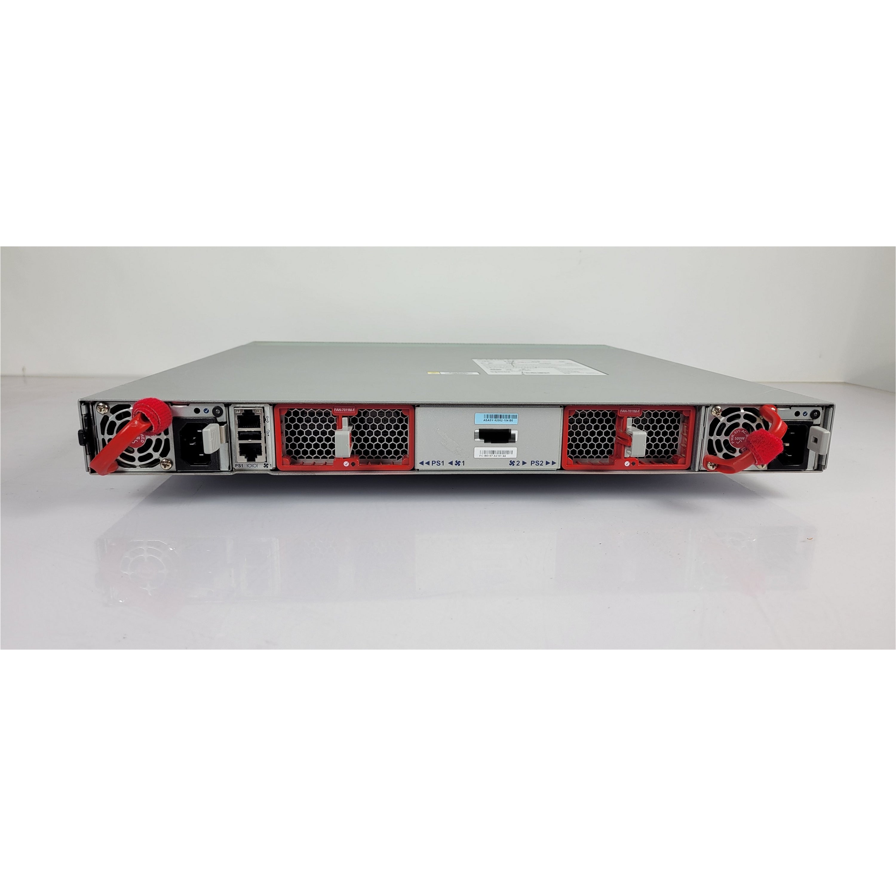 Arista DCS-7050SX3-48YC8-F 7050X3, 48x25GbE SFP & 8x100GbE QSFP, F-to-R, 2x AC (New Open Box)