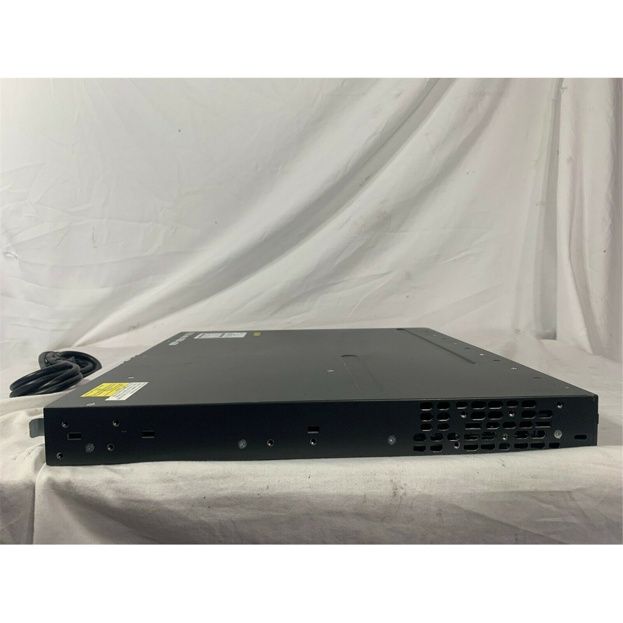 Cisco CM48 12-Port 100Mbps RJ45 1U Switch, Black (Certified Refurbished)