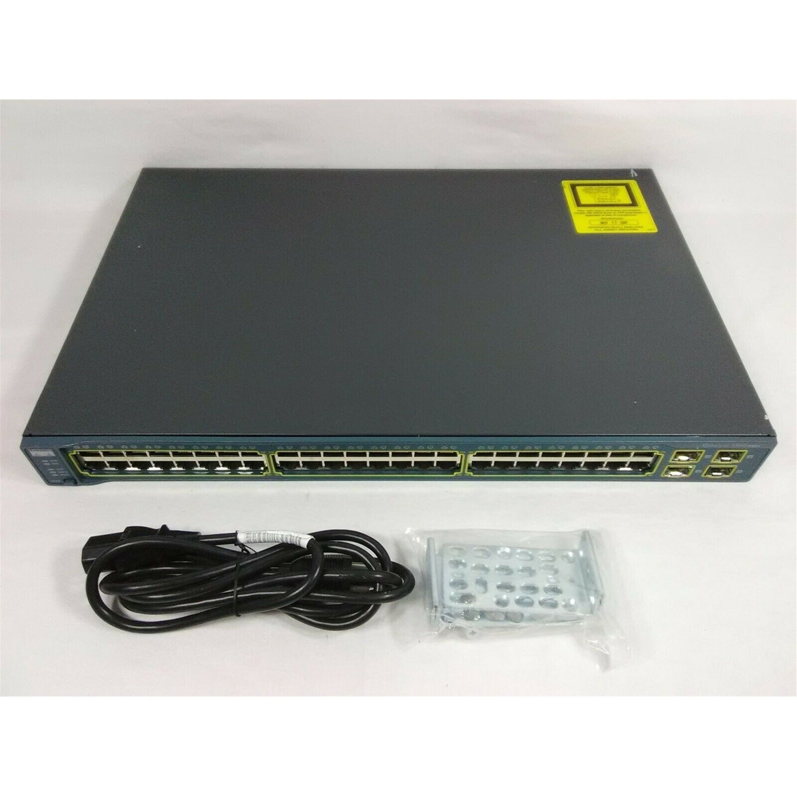 CISCO WS-C3560-48TS-S Catalyst 3560 48 10/100 + 4 SFP IPB (Scratch and Dent)