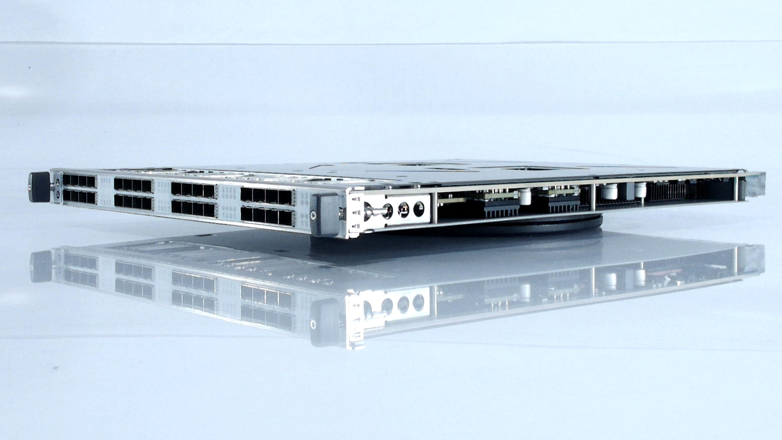 Juniper MPC4E-3D-32XGE-SFPP 32x 10GB SFP+ Router Line Card, Silver (Certified Refurbished)