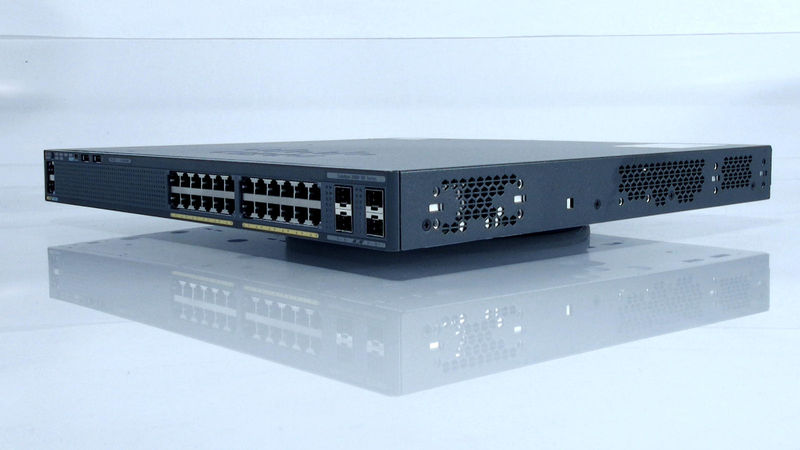 CISCO WS-C2960XR-24TS-I 24 PORTS - MANAGEABLE - 24 X RJ-450 (Certified Refurbished)