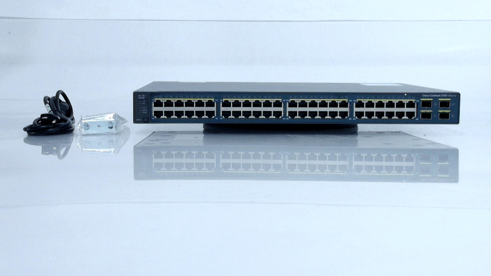 Catalyst 3560V2 48 10/100 + 4 SFP + (Refurbished)