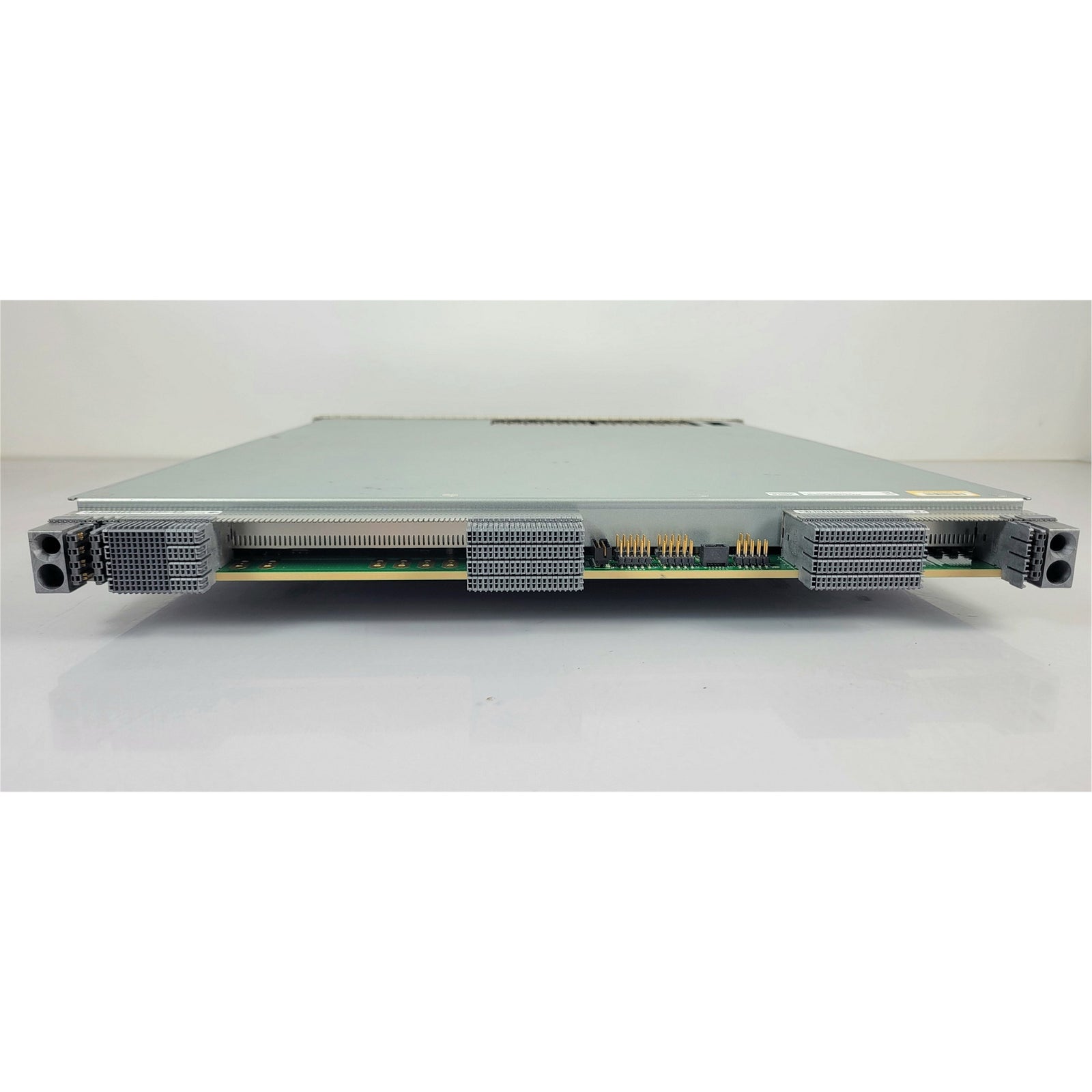 Juniper MPC5E-40G10G, with 6x 40GE and 24x 10GE ports (New Open Box)